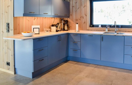 Vikberget House | Amazing home in Flå with WiFi