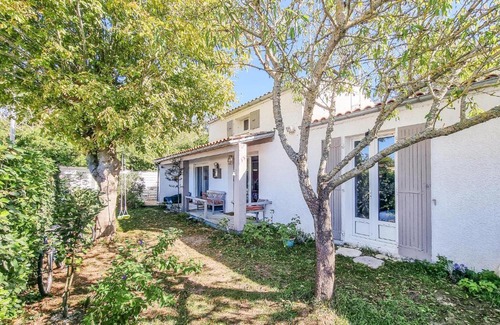 La Bree-les-Bains House | Amazing home in La Bre-les-Bains with WiFi and 4 Bedrooms
