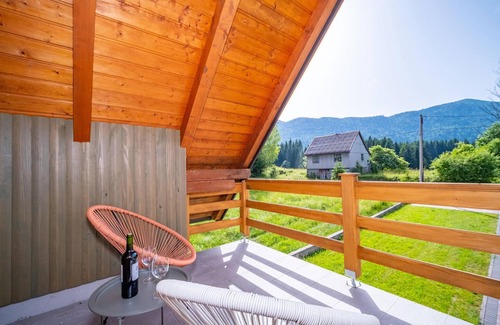 Jasenak House | Amazing home in Jasenak with WiFi