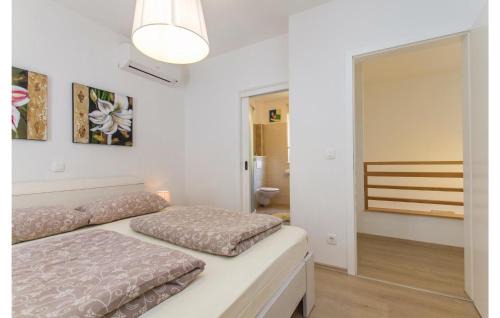 Snasici House | Amazing Home In Labin With Sauna