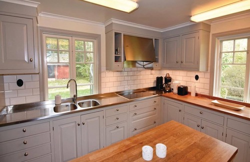 Annolfsbyn House | Amazing home in Mellerud with 4 Bedrooms and WiFi