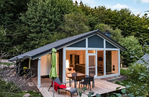 Ruhla House | Amazing home in Ruhla with Wi-Fi