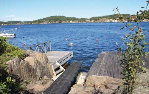 Arendal House | Amazing Home In Staubø With Wifi