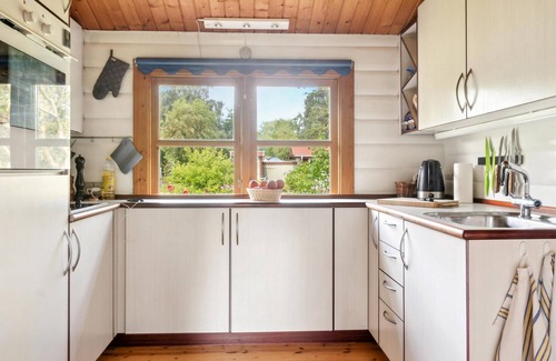 Stege House | Amazing home in Stege with kitchen