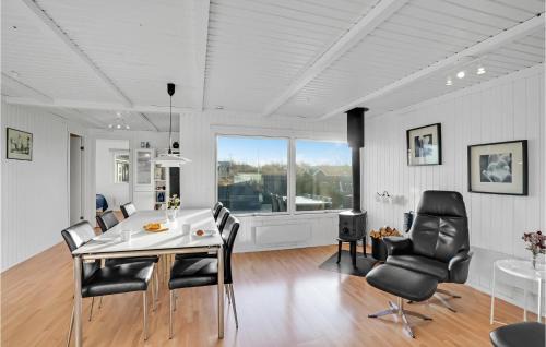 Vinderup House | Amazing Home In Vinderup With Wifi