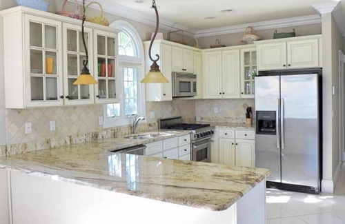 Normandy Beach House | Amazing Loctaion! One Block from the Beach!