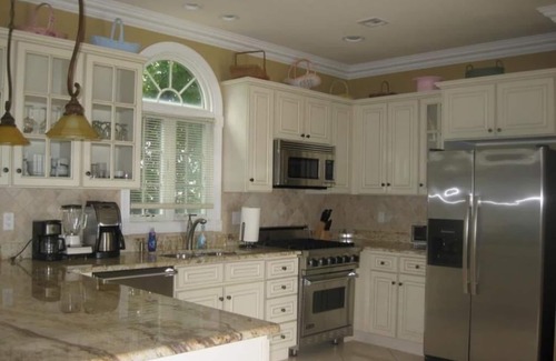 Normandy Beach House | Amazing Loctaion! One Block from the Beach!