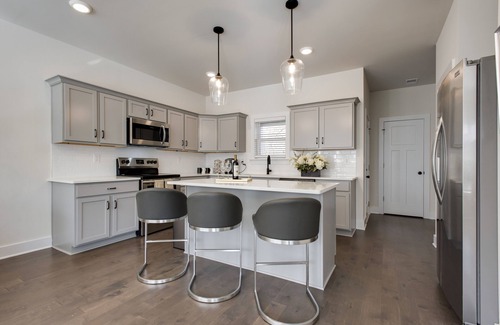 Nashville Condo | Amazing new three bedroom townhouse (end unit)