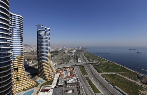 Kartal Apartment | Amazing Residence Flat with Superb View in Kartal