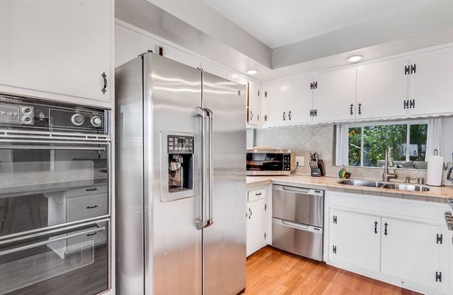 Gardena House | Amazing South Bay House Next to LAX, SOFI, Beaches - Gardena