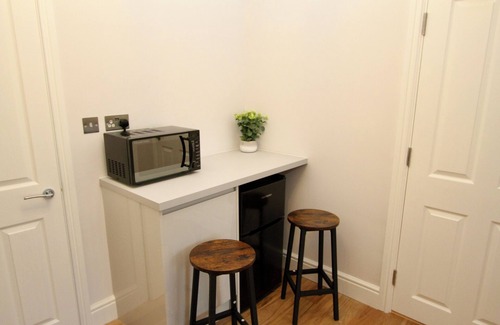 Hoe Street Apartment | Amazing Studio Apartment in East London with Free Parking