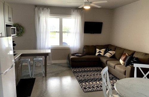 Sandbridge House | Amazing Sunset Bay Views, Movie Theater Game Room, Sports Pool, Kayaks & SUP