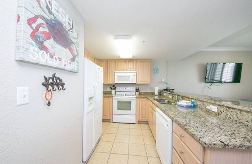 Ono Island Condo | Amazing Views from this waterfront condo.