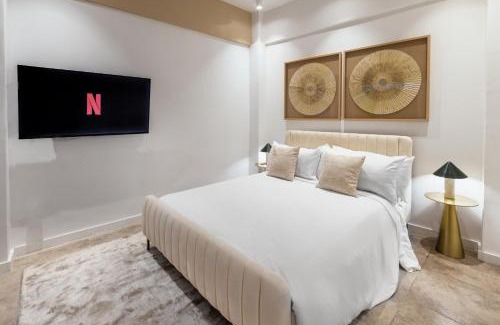 Casco Viejo Apartment | AmazINN Places Casco Viejo Jacuzzi, Adults only