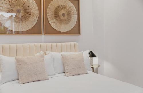 Casco Viejo Apartment | AmazINN Places Casco Viejo Jacuzzi, Adults only