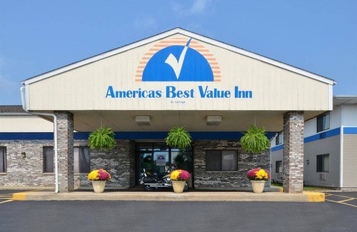 La Crosse Hotel | America's Best Value Inn La Crosse