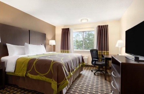 Phenix City Hotel | Americas Best Value Inn & Suites Phenix City