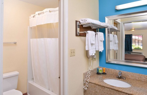 Batesville Hotel | Americas Best Value Inn Batesville