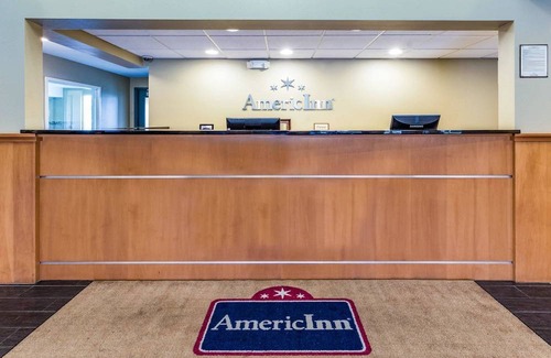 Burnsville Hotel | AmericInn by Wyndham Burnsville