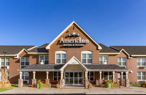 Burnsville Hotel | AmericInn by Wyndham Burnsville