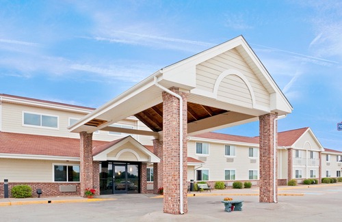 Stillwater Hotel | AmericInn by Wyndham Stillwater