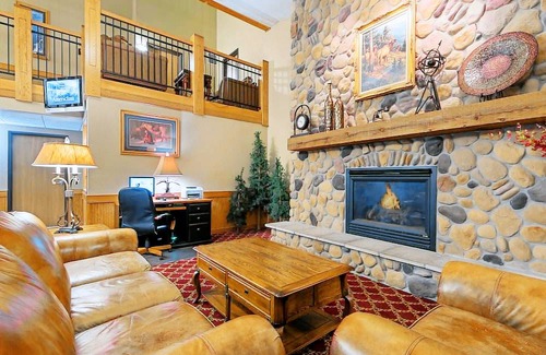 Rexburg Hotel | AmericInn by Wyndham Rexburg BYUI