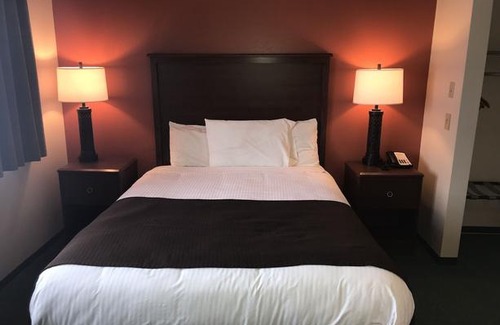Blackduck Hotel | AmericInn by Wyndham Blackduck