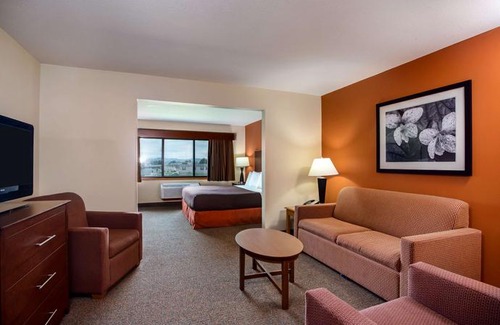 Tomah Hotel | AmericInn by Wyndham Tomah
