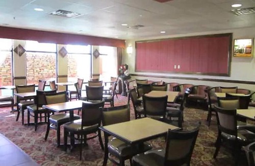 Bonanza Hotel | Amerik Suites Laredo at Mall Del Norte