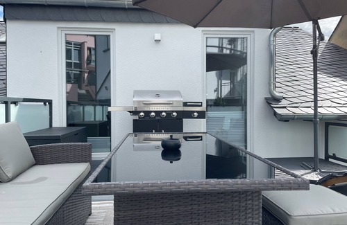 Montabaur Apartment | Amethyst - Right next to the castle, terrace, switch & stream