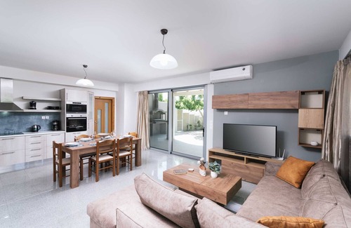 Petrokefalion Villa | Αmfithea Villas