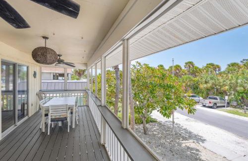 Anna Maria House | Ami-1 Block 2 Beach, Big Heated Pool, Sleeps8