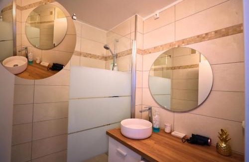 Amiens Nord Apartment | Amiens Chic - Baby Foot&Élégance