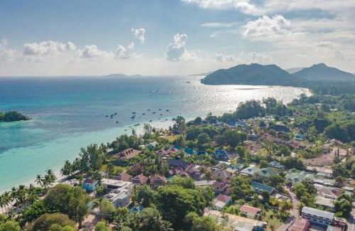 Praslin Island Apartment | Amity Villa