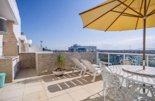 Braga Apartment | Ampla Cobertura com 3 Vagas e Lazer Completo