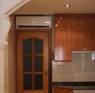 Mataro Apartment | Amplio apartamento con aire acondicionado a 15 min de la playa andando