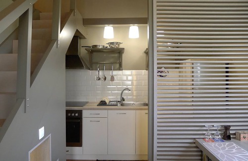 Pirgi House | Ampoulos Rooms & Apartments