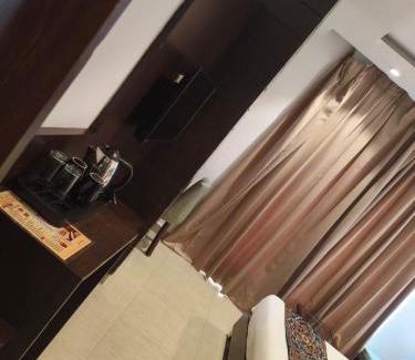 Amritsar House | AMRITSAR AVI INN 100 Meter from golden temple