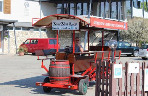 Gyor Bed & Breakfast | Amstel Hattyú Panzió -Érintésmentes bejelentkezés