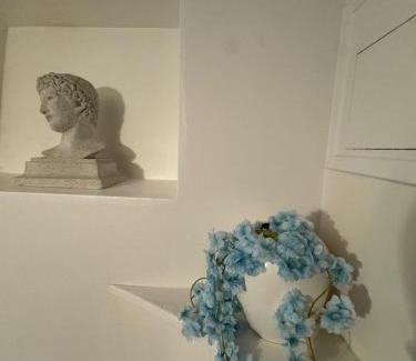 Quartier de la Roquette Apartment | Amy