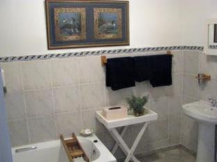 Dana Bay House | Amzee Bokmakierie Guest House