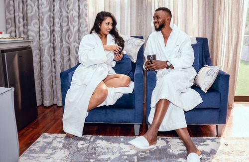 Ekurhuleni House | An exquisitely crafted boutique home Infront of the Korsman Bird Sanctuary Lake.