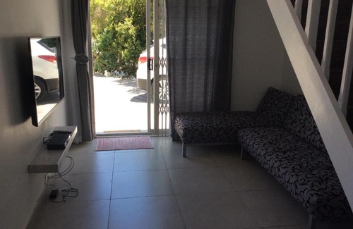 Gordons Bay Central House | An Nur The Light Halaal selfcatering
