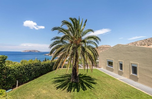 Palaia Fokaia House | Analisa Luxury Villa