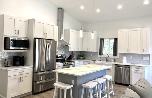 Butler Beach Villa | Anastasia Island Waterfront Cottage w/Infinity Pool and Spa - luxurious & clean