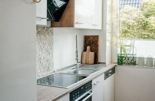 Weding House | Anchorage Modern retreat