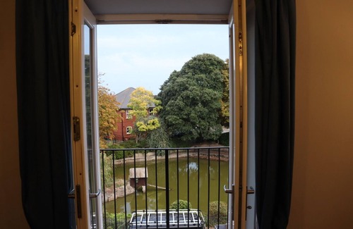 Harwich Apartment | Anchors Away by the sea