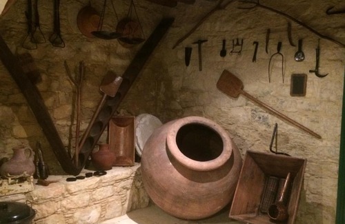 Lofou House | Anefani House