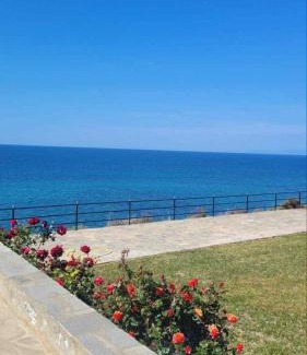 Maroneia-Sapes Hotel | Angels Home