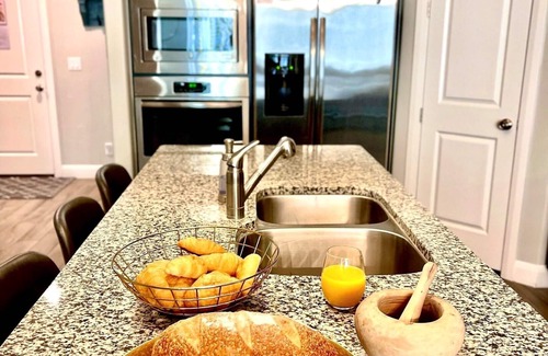 St. George Villa | Angels Landing at The Ledges *Resort Amenities Included!*